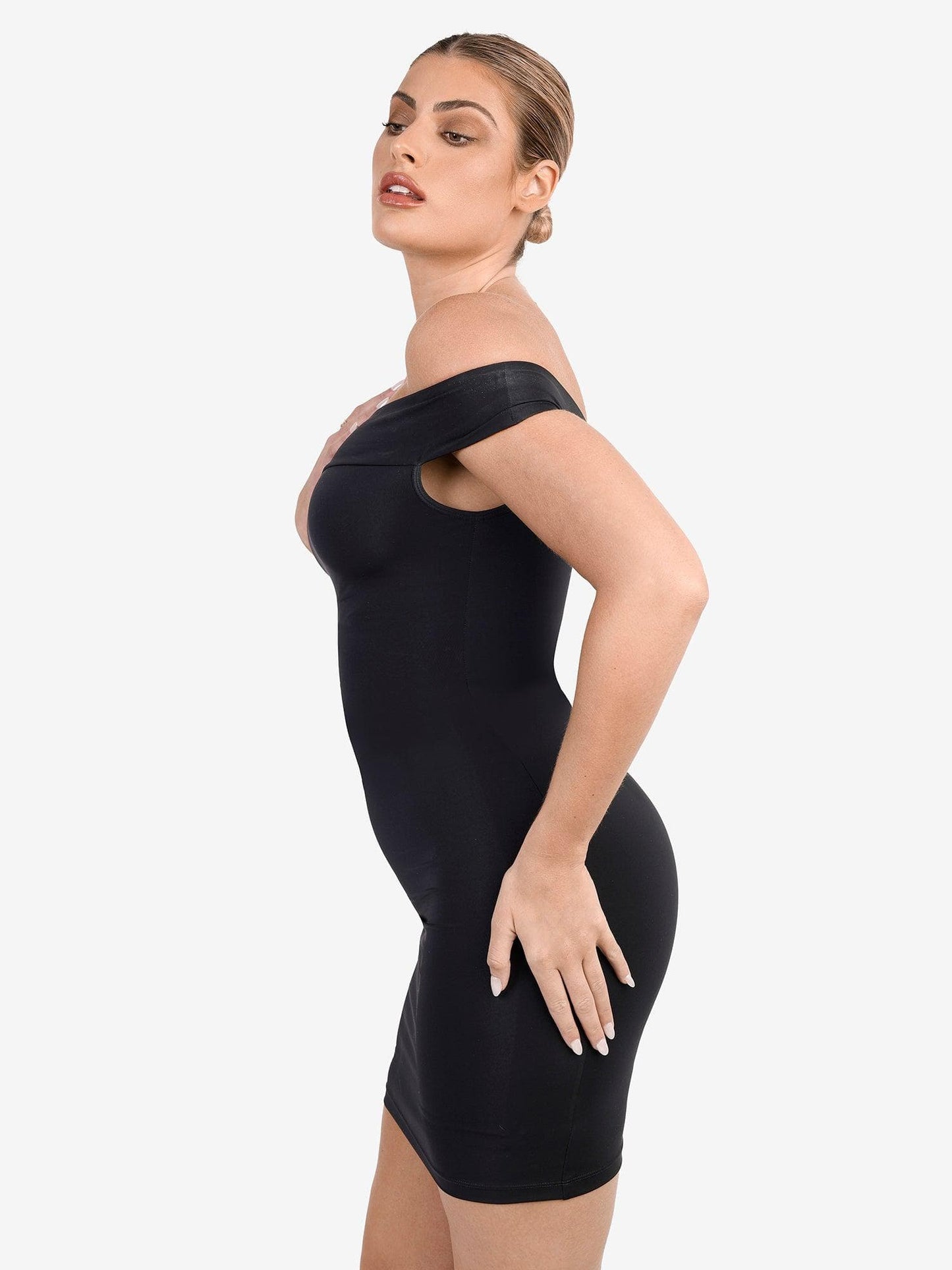 The Shapewear Dresses Crew Neck Sleeveless Midi